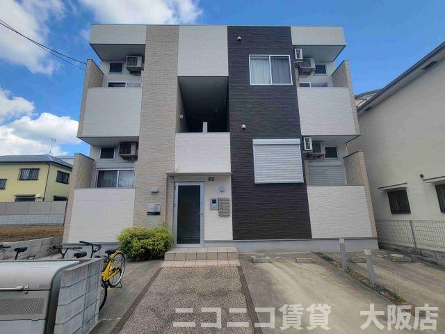 豊中市岡町北３丁目のアパート
