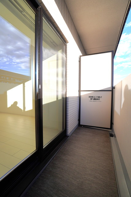 【バルコニー】