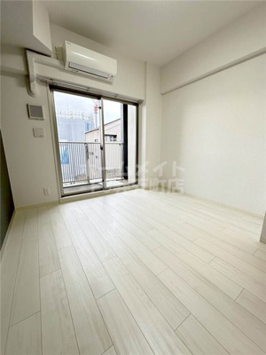 【居間・リビング】 | エステムコート難波WEST-SIDEⅣザ・フォース | リビングです