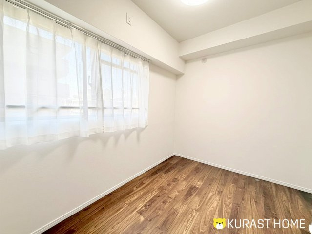 ロイヤルシャトー葛野　5階の洋室|洋室6.2帖