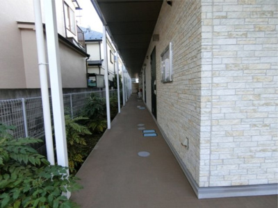 【ロビー】 | リブリ・リープステ