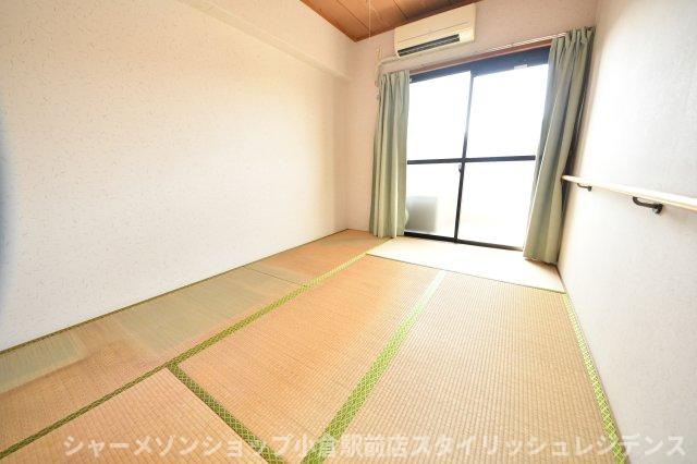 サンライフ企救丘駅前Ⅱの和室