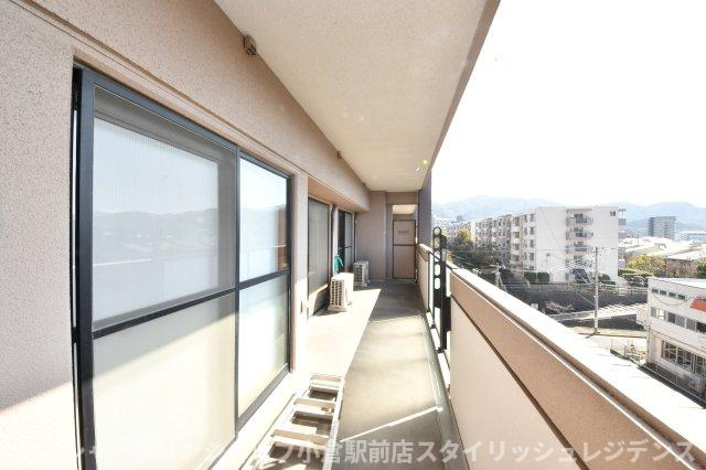 サンライフ企救丘駅前Ⅱのバルコニー