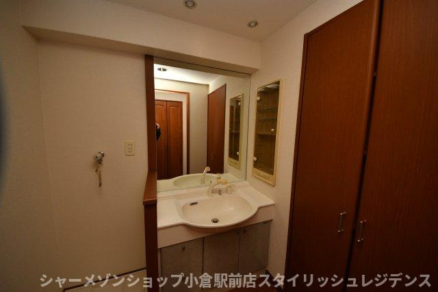 サンライフ企救丘駅前Ⅱの洗面所