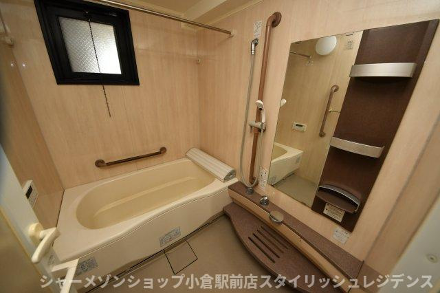 サンライフ企救丘駅前Ⅱの浴室