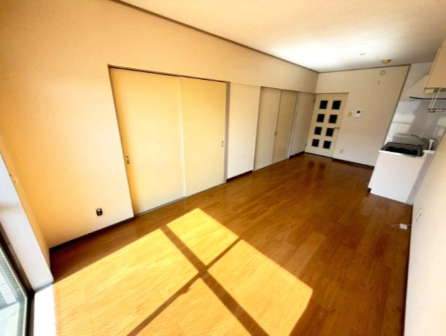 【居間・リビング】