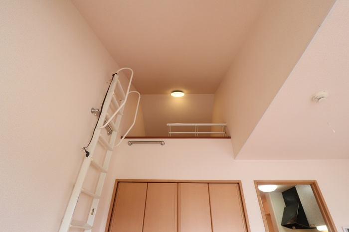 シャルマンの内装|ロフト付