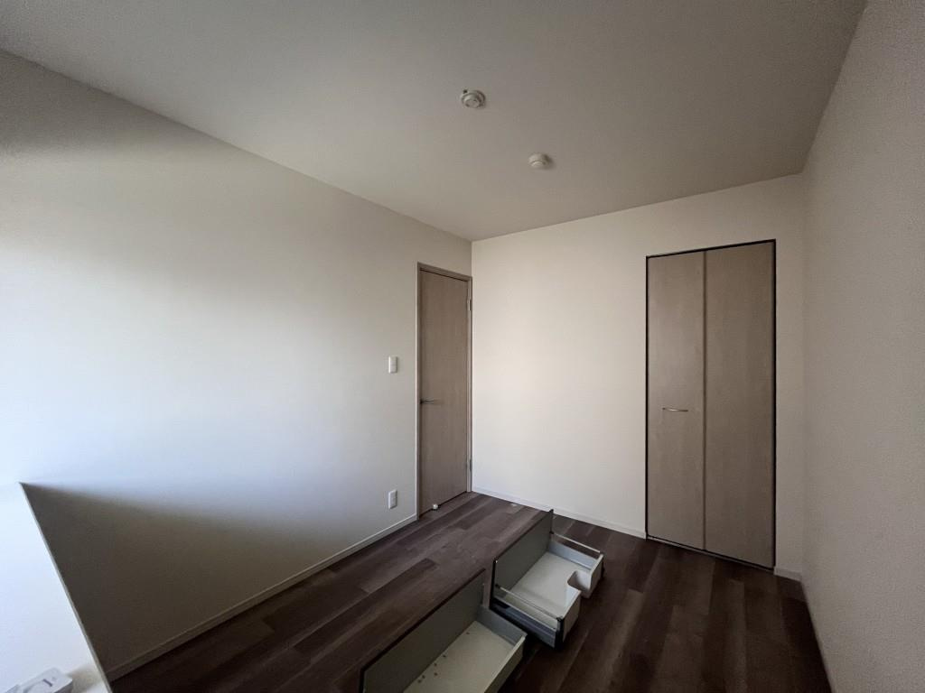 Theios son(テイオス サン)の洋室