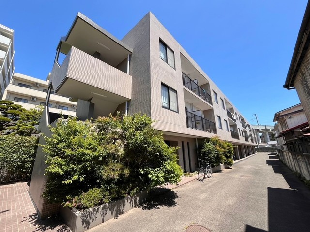 ロイヤルクレストＭ＆Ｓの外観