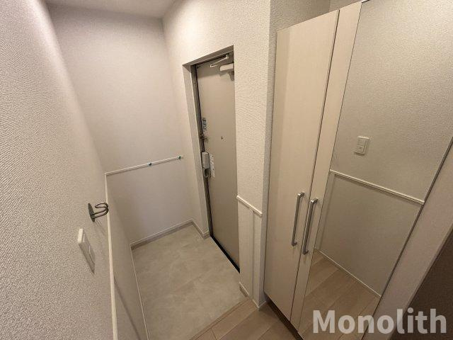 ヒカルサ岸和田畑町の玄関