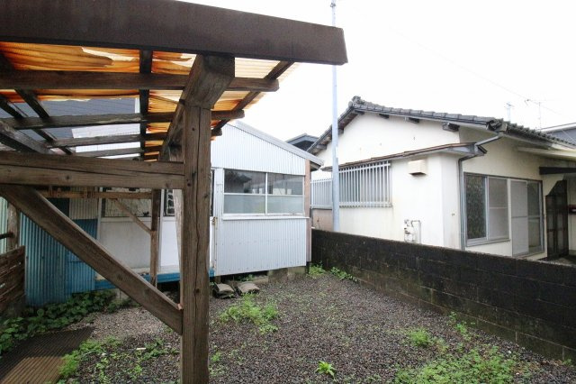 小野貸家(姫城町)の玄関