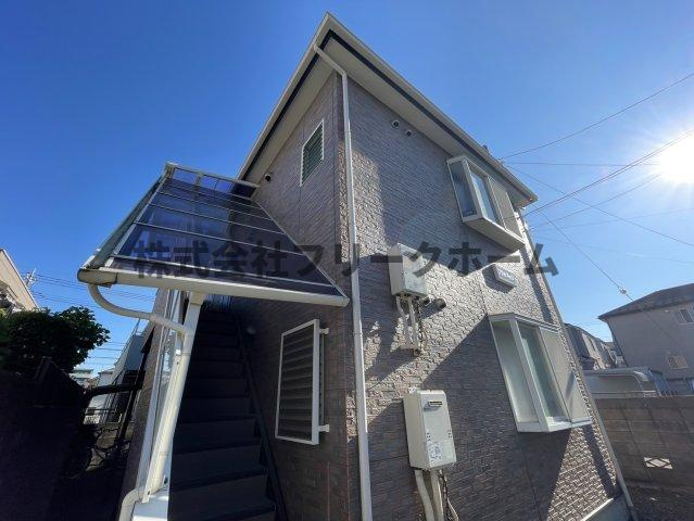 小金井市前原町３丁目のアパートの外観