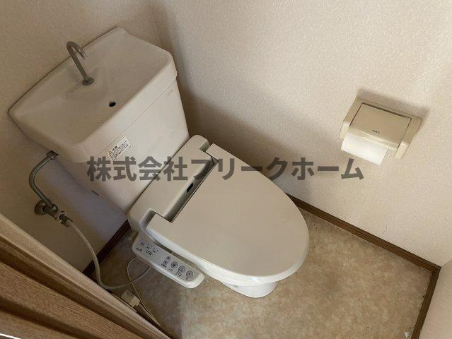 小金井市前原町３丁目のアパートのトイレ