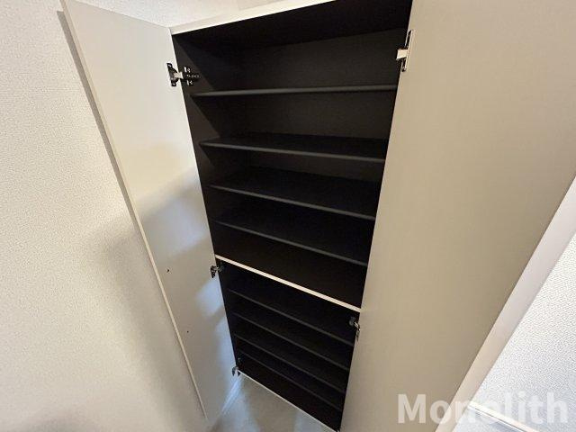ヒカルサ岸和田畑町の収納