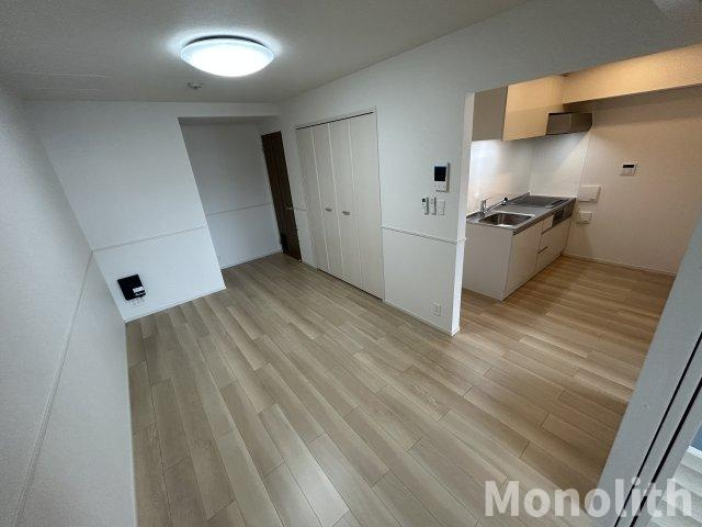 ヒカルサ岸和田畑町の居間・リビング