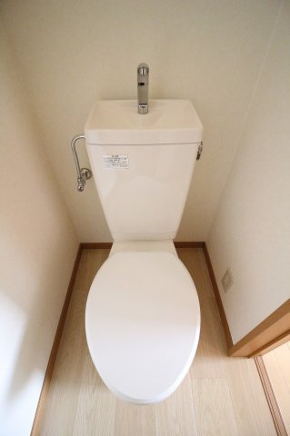 ラパン郡元のトイレ|清潔感のあるトイレです