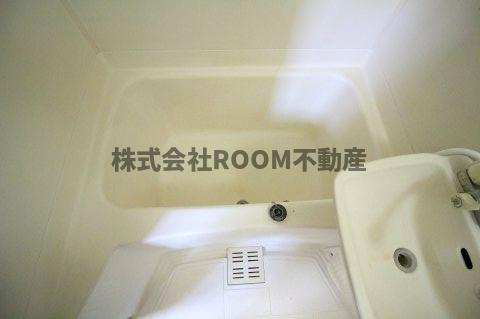 クレストコートBの浴室|きれいなお風呂です