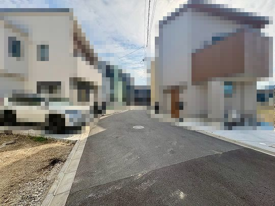 【成約済】京都市右京区西京極畑田町の前面道路含む現地写真|前道綺麗に整備されております。