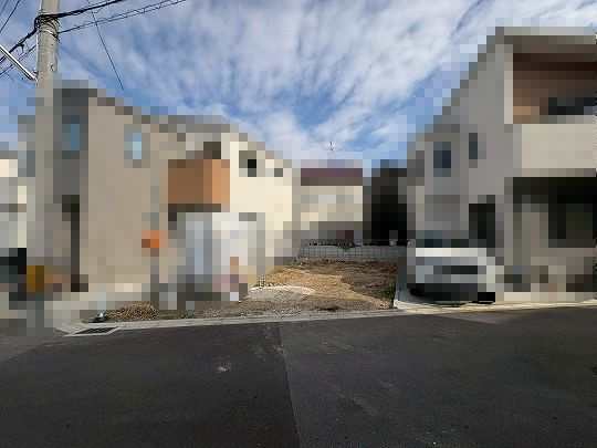 【成約済】京都市右京区西京極畑田町の前面道路含む現地写真|2号地
現況更地です（令和8年2月現在）