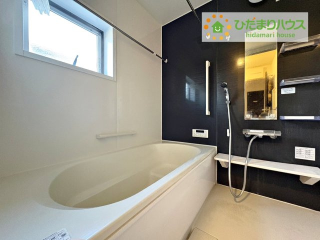 日立市川尻町３丁目　中古戸建の浴室|大人が足を伸ばしても十分な広さ！一人でゆっくりくつろぐ時間も大切です！