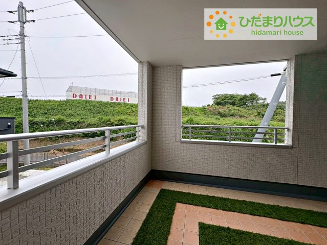 日立市川尻町３丁目　中古戸建のバルコニー|広々としたバルコニー。お洗濯物もぜーんぶ干せちゃいます！！