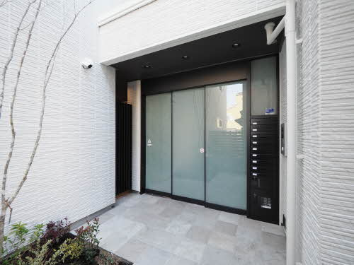 シャーメゾンＦ＆ｄのエントランス