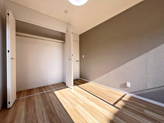 福島市南向台1丁目　中古戸建の洋室