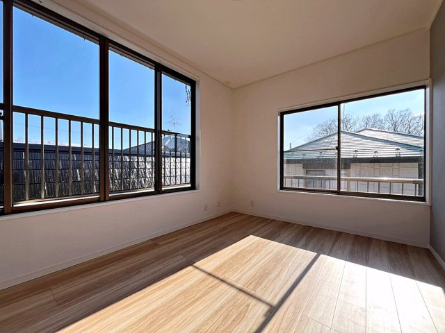 福島市南向台1丁目　中古戸建の洋室