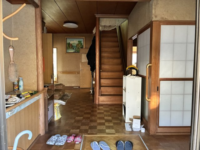 【中古住宅】中山町大字長崎字文新田戸建の玄関