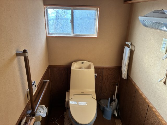 【中古住宅】中山町大字長崎字文新田戸建のトイレ