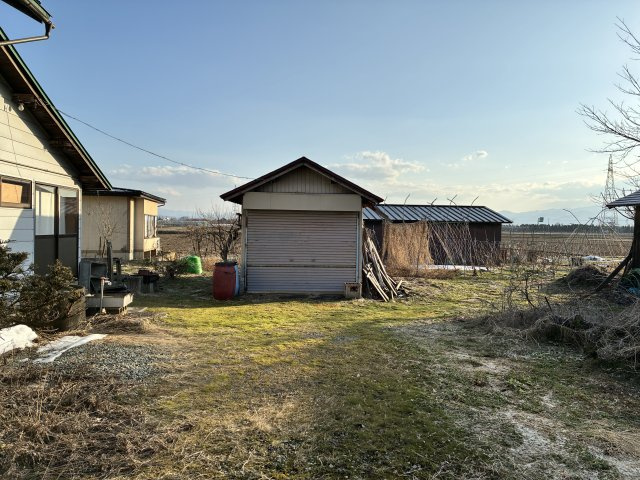 【中古住宅】中山町大字長崎字文新田戸建の庭