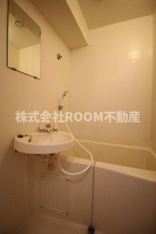 ロワイヤルヒルズ都城の浴室|ゆったり過ごせるお風呂です