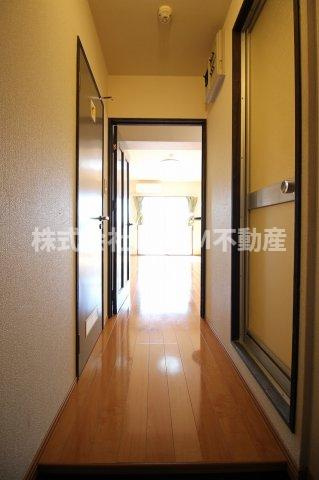 ロワイヤルヒルズ都城の玄関|毎日通る玄関はこちらです