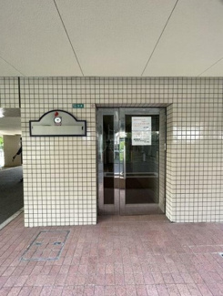 【エントランス】