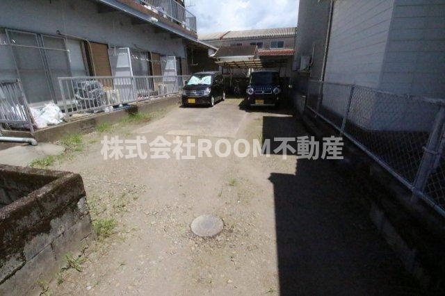 サンコーポ広原の駐車場|駐車スペースもあります