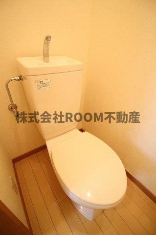 ラパン郡元のトイレ|ゆったりとした空間のトイレです