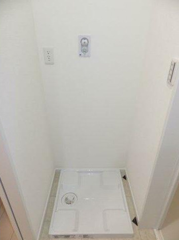 メリディアン三ノ輪Ⅱの設備|洗濯機置場