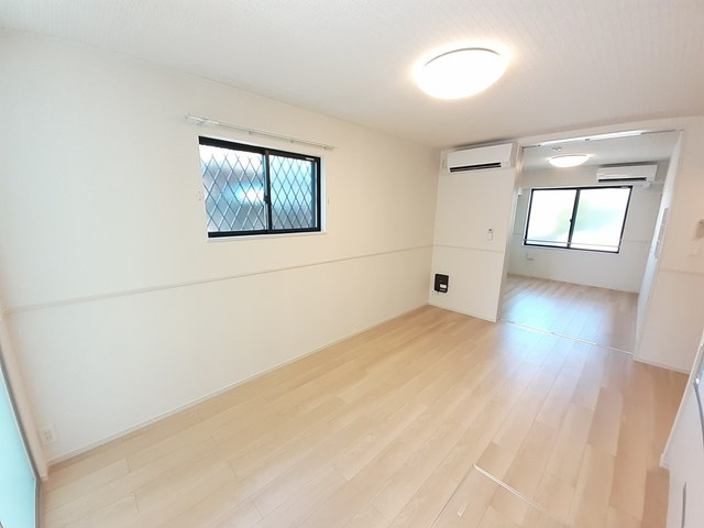 エピナール土浦１の居間・リビング|その他