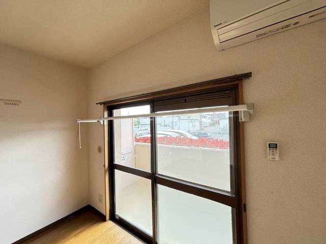 パールエステートの居間・リビング