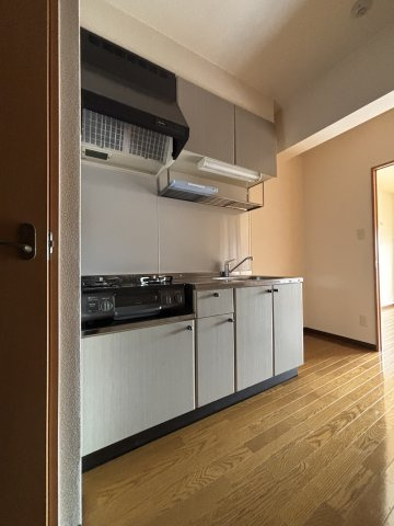 パールエステートのキッチン