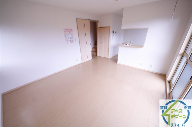 ヒルグレイスB棟の居間・リビング