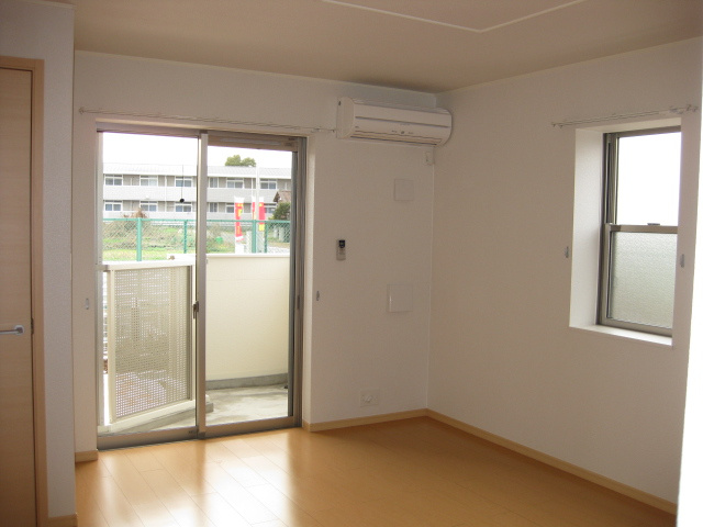 カーサ　アルドールⅡの居間・リビング|居室・リビング