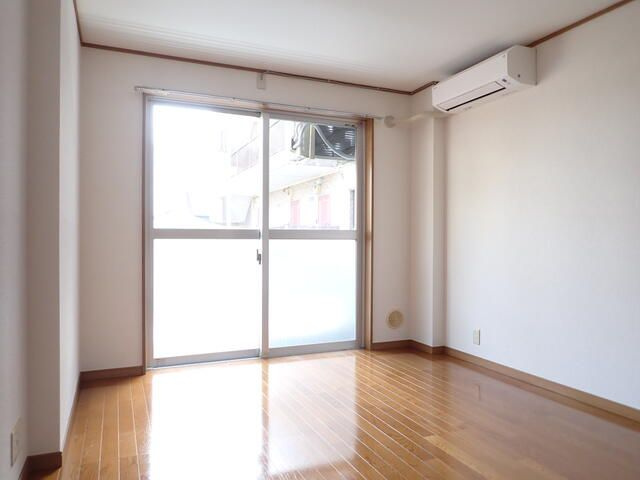 ブリランテ青山の居間・リビング