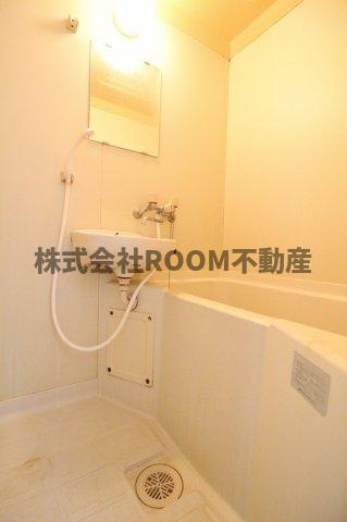 コーポレーション華の浴室|お風呂で日々の疲れを落としましょう