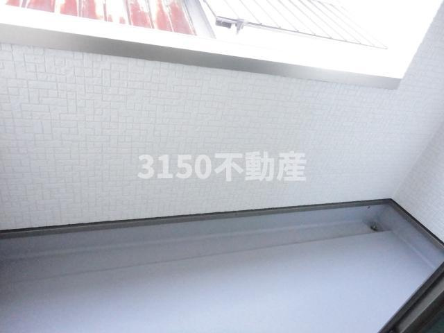 ミロワール精華のバルコニー|ベランダ