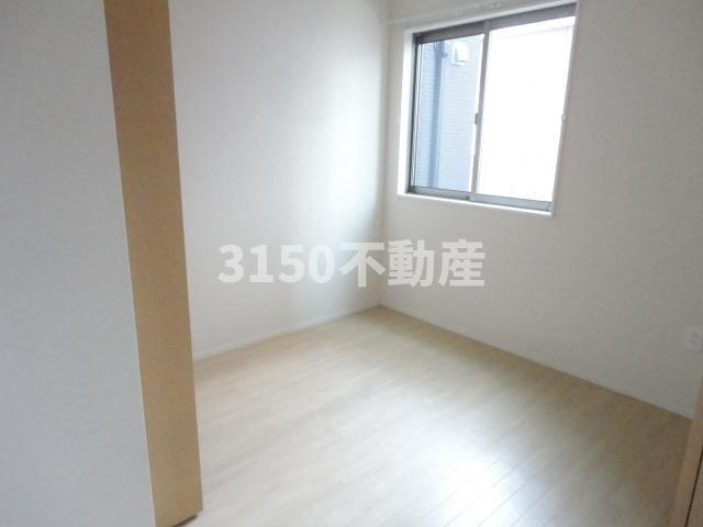 ミロワール精華の内装|洋室（中）