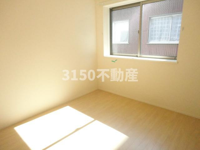 ミロワール精華の内装|洋室（東）