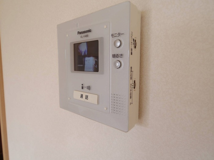グランドソレイユ Ａ・Ｂのセキュリティ|モニター付インターホン