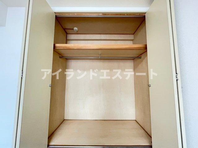 オーキッドハウス　3方角住戸　オートロック　陽当たり良好の収納|※別号室参考写真