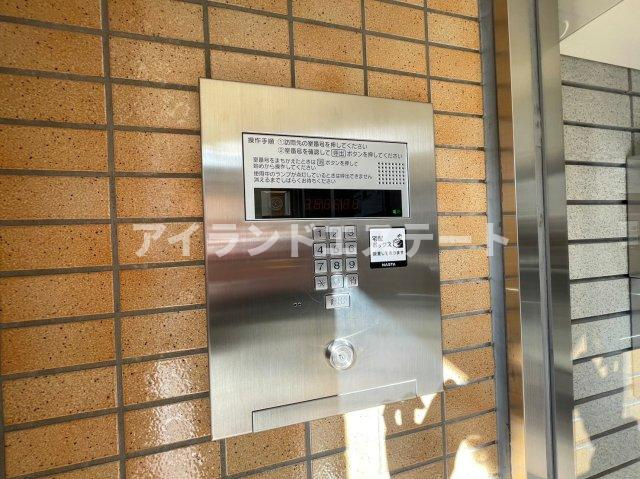 オーキッドハウス　3方角住戸　オートロック　陽当たり良好のセキュリティ